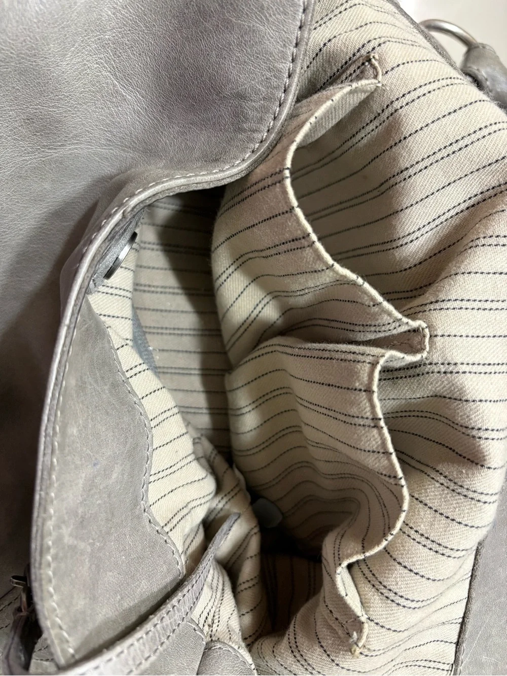 Frye Gray Leather Shoulder Bag - Picture 8 of 9